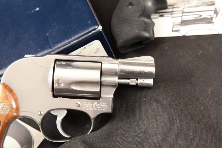 Smith & Wesson S&W Model 649, The .38 Bodyguard, Stainless Steel 2” - 5-Shot Double Action DA/SA Revolver, MFD 1985-88 - Picture 4