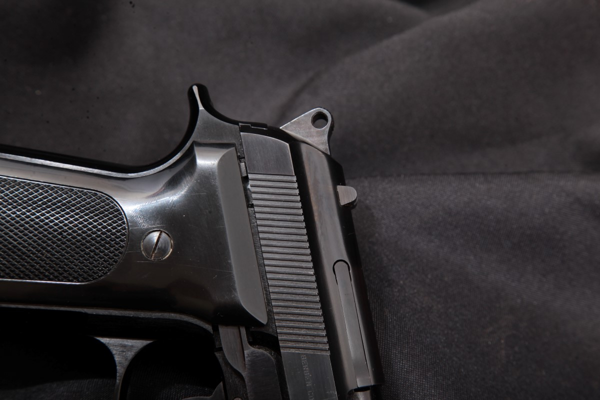 Pictures Beretta First Series Model 92, Blue & Black 4.9" SA/DA Semi