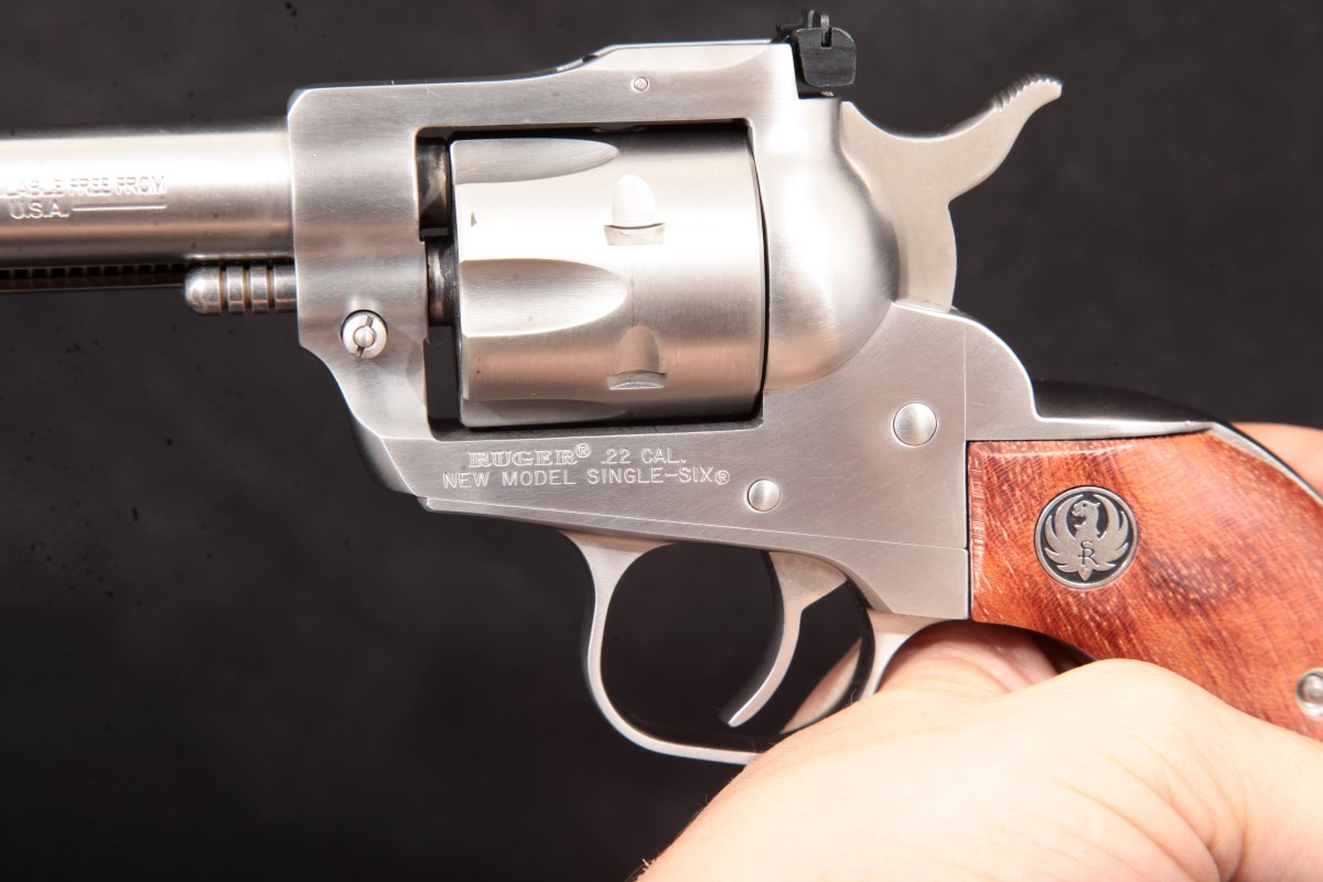 Sturm Ruger And Co Inc New Model Single Six Convertible Stainless 5 12 Sa Single Action 