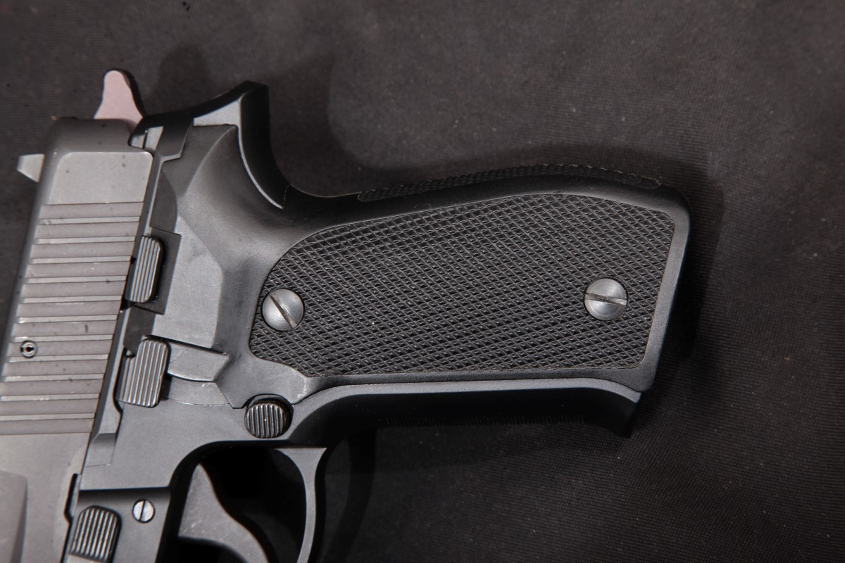 SIG Sauer - West German Model P226, Blue & Black 4.4 SIG Sauer - West German Model P226, Blue & Black 4.4