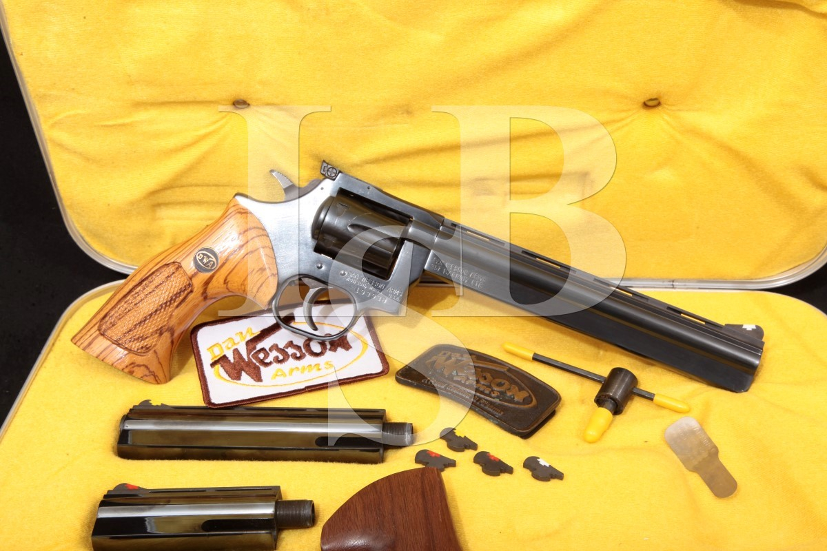 DAN WESSON ARMS Model 152VH Pistol Pack, Blue 2 1/2