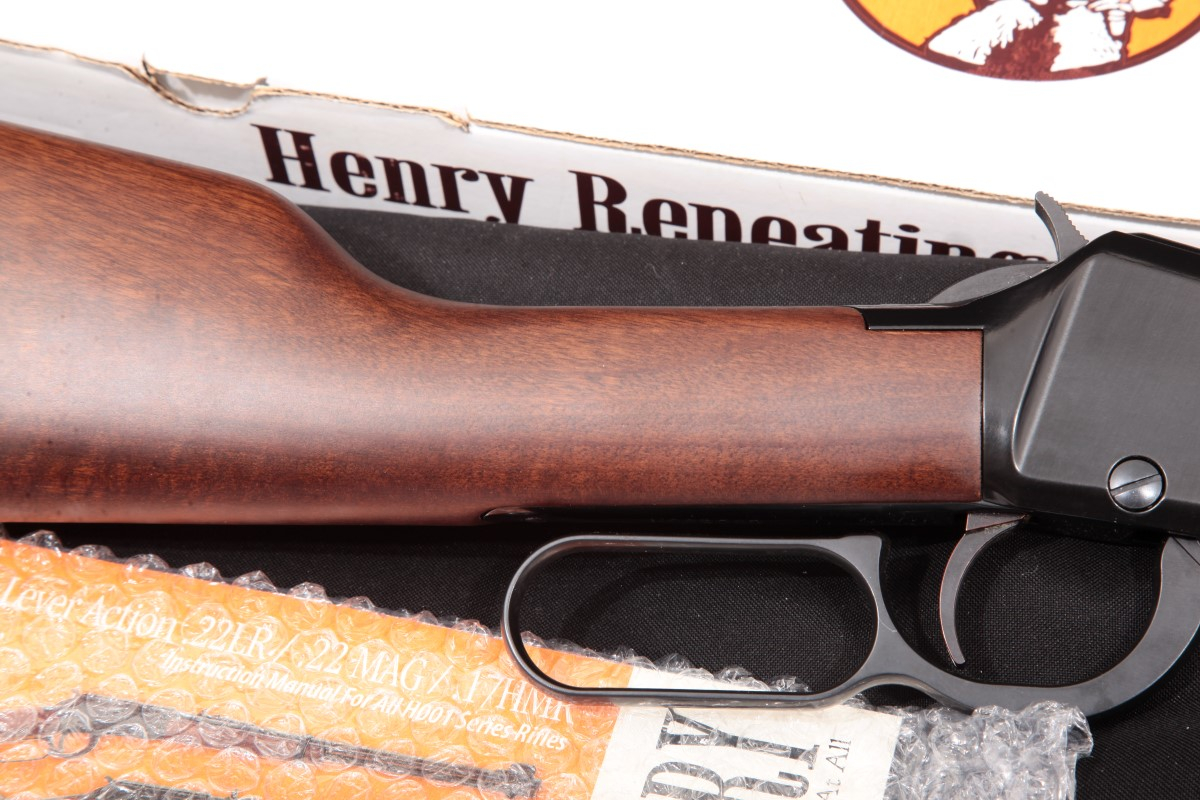 Henry Repeating Arms Model H001 Classic Lever Action Blue And Black 18 1 2 Lever Action Rifle