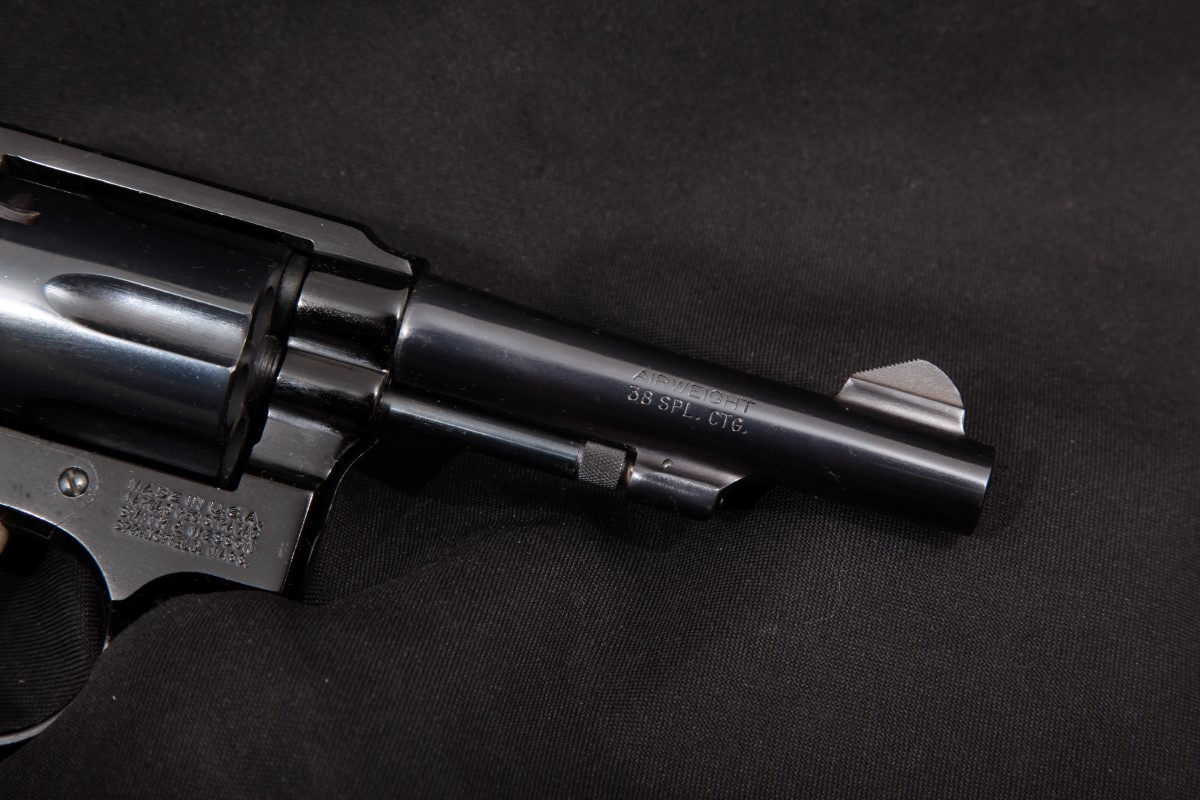 Smith & Wesson - S&W Model 12-3 The .38 Military & Police Airweight, Blue & Black 4
