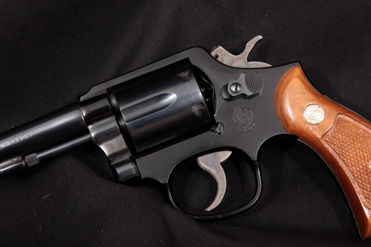 S&W Model 12-3 The .38 Military & Police Airweight in 38 Special - You ...