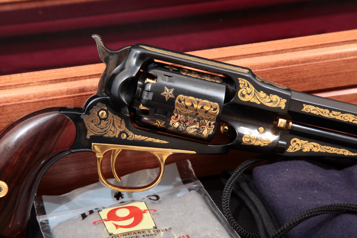 Buffalo Bill's Wild West Tribute Revolver