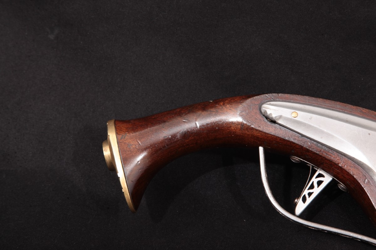 Mendi Spanish Wheellock WheelLock, Stainless & Brass 13" Octagonal