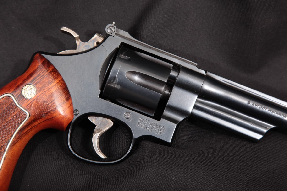 Smith & Wesson S&W Model 27-5 The .357 Magnum, Blue 6