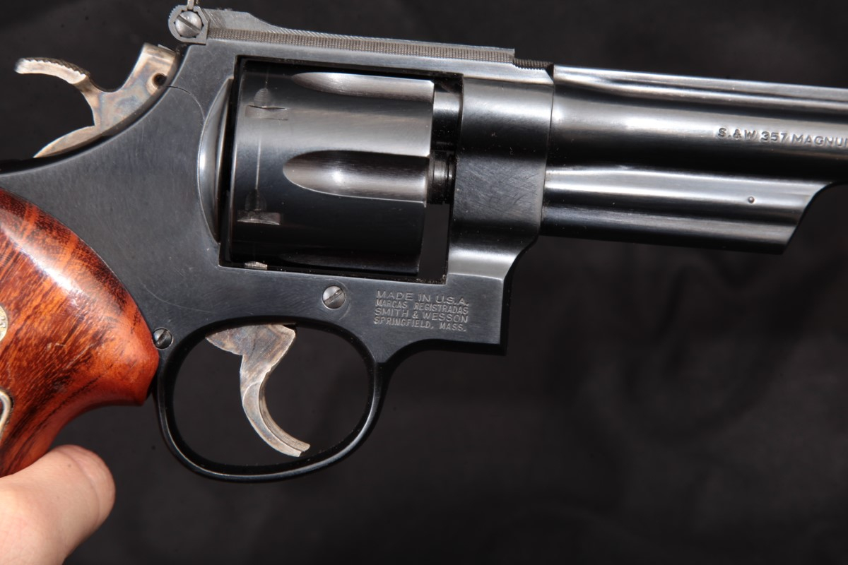 Smith & Wesson S&W Model 27-5 The .357 Magnum, Blue 6