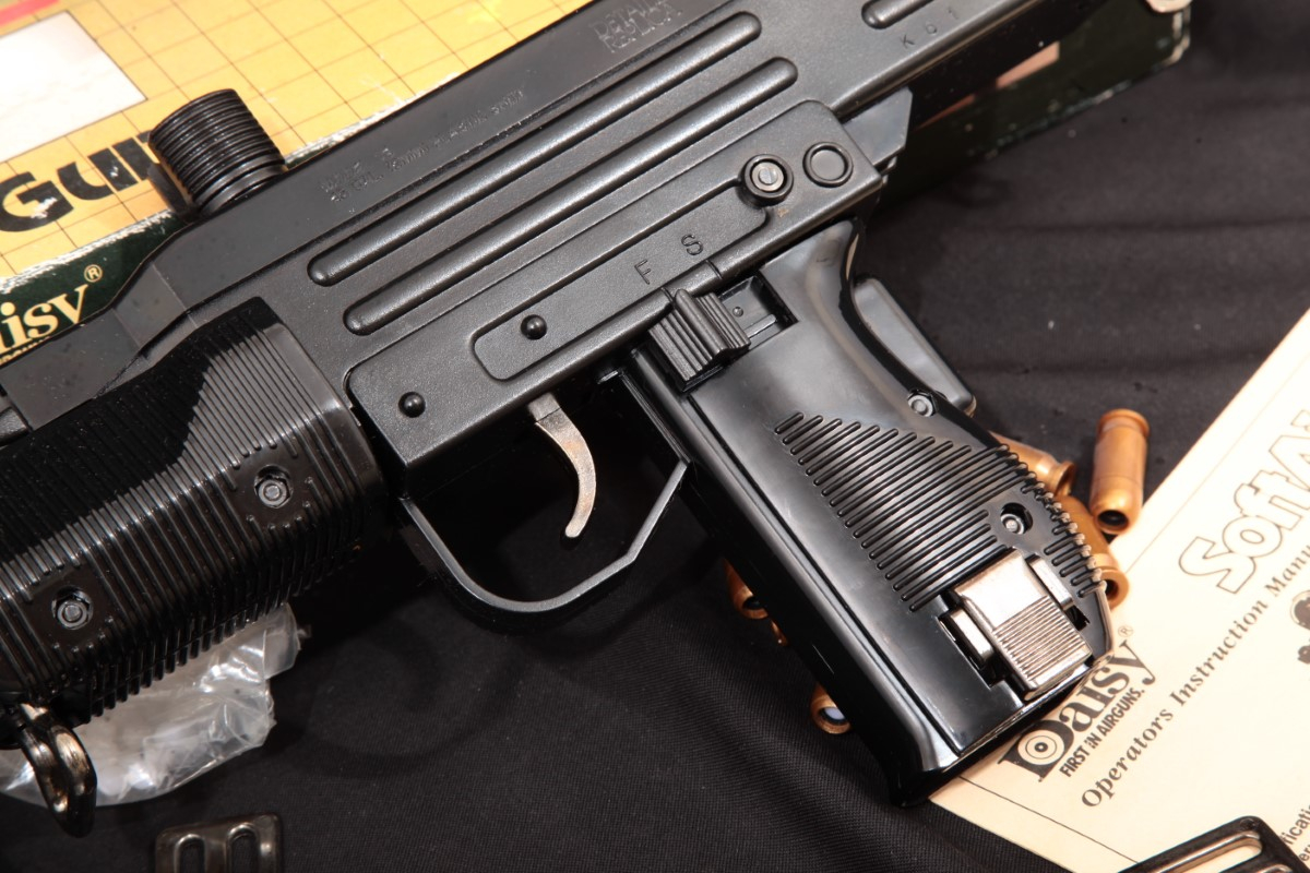 Daisy Softair Airsoft Gun / Pistol, Model 13 Replica Uzi, Mfd Ca. 1986