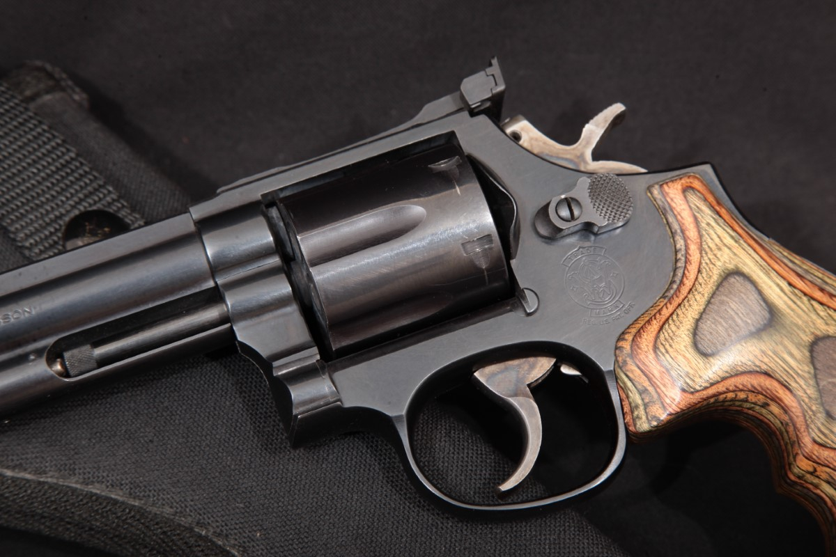 Smith & Wesson - S&W Model 586 No Dash The .357 Distinguished Combat Magnum, Blue 6