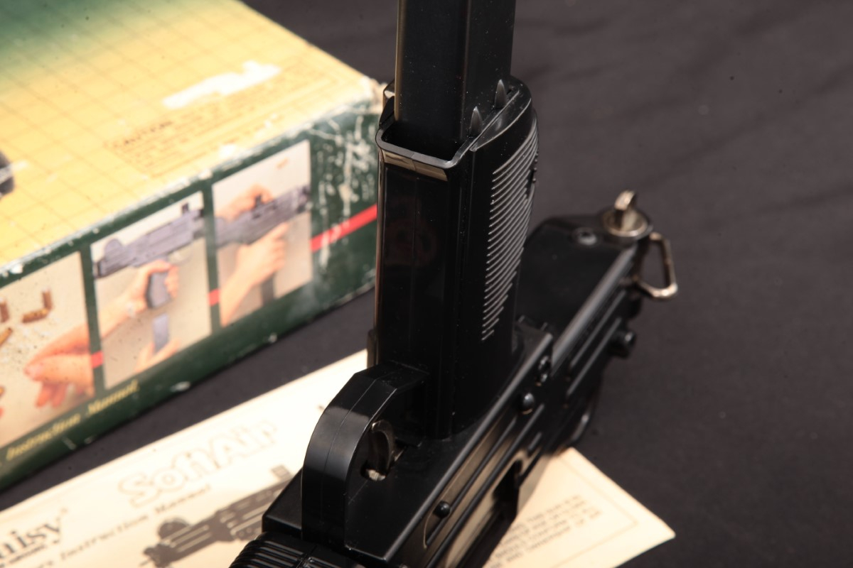 Daisy Model 13 Detailed Replica Uzi, Black 6 Magazine Fed Spring