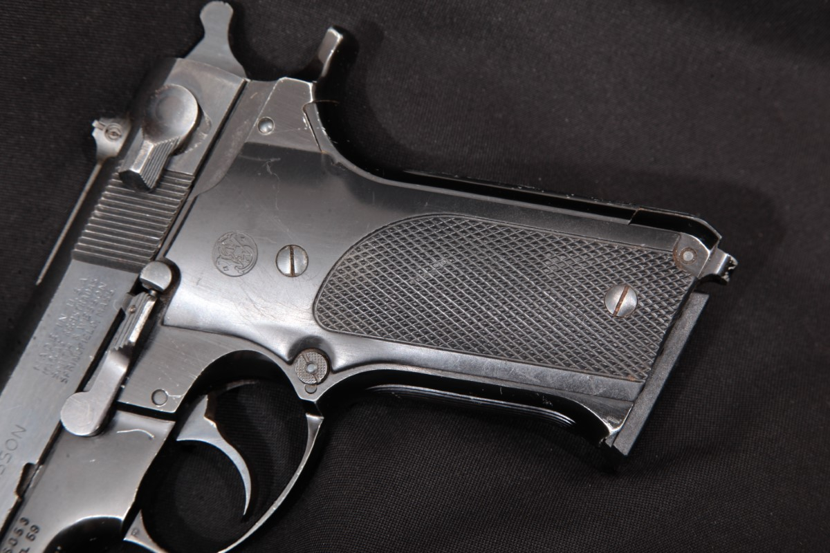Smith & Wesson - S&W Model 59, Blue & Black 4