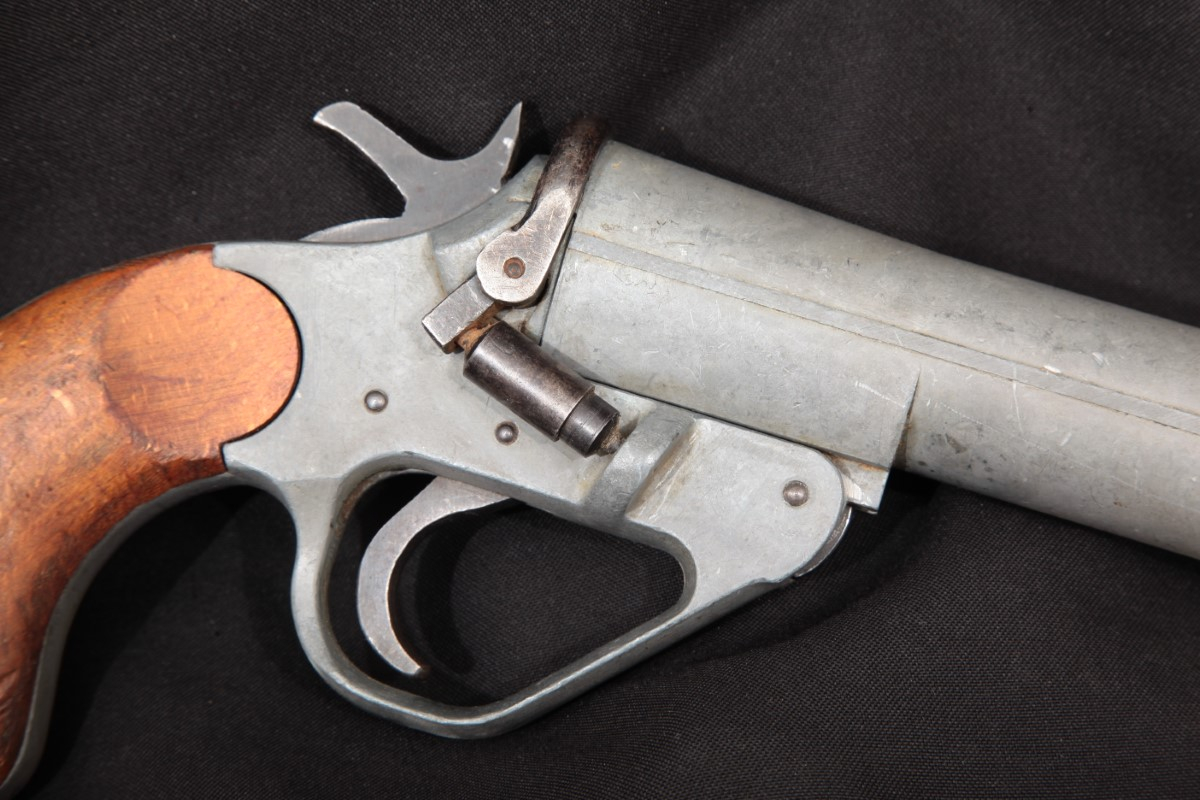 Webley & Scott No. 1 Mk. 2 Signal Pistol, Zinc Alloy 5 3/4 Webley & Scott No. 1 Mk. 2 Signal Pistol, Zinc Alloy 5 3/4