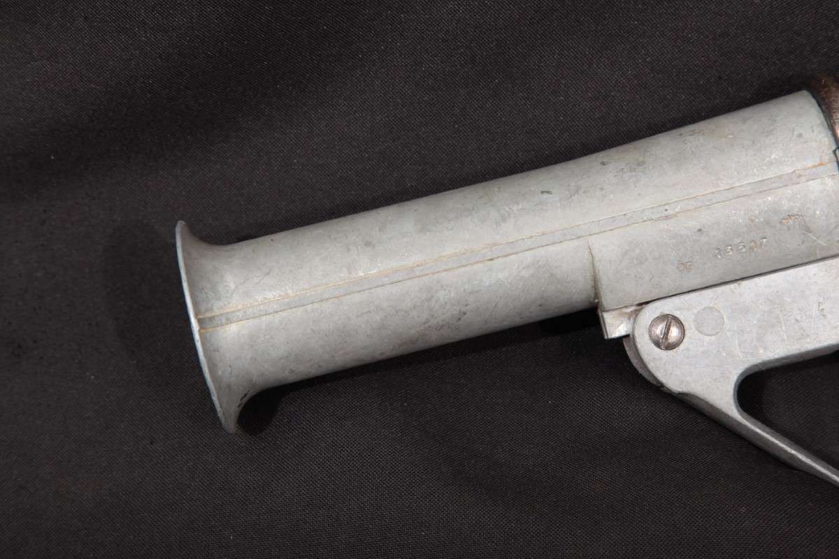 Webley & Scott No. 1 Mk. 2 Signal Pistol, Zinc Alloy 5 3/4 Webley & Scott No. 1 Mk. 2 Signal Pistol, Zinc Alloy 5 3/4
