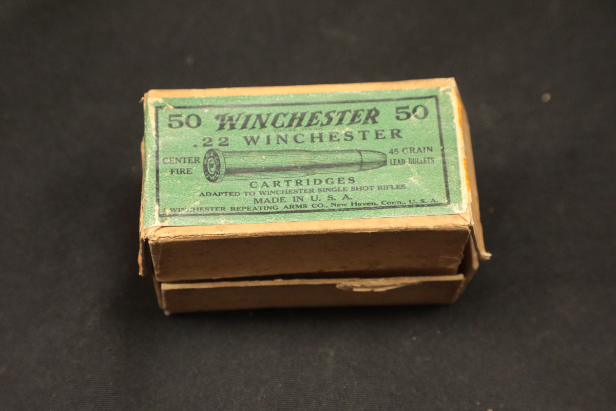 Winchester 18x .22 WCF Vintage Ammunition Win. 1920`s Box & German Lead ...