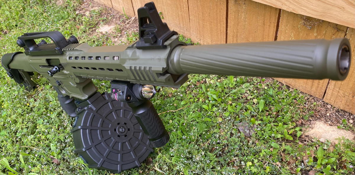 UNKNOWN AR12 Semiauto Shotgun 20 Rd Drum Mag, Red dot, Flashlight