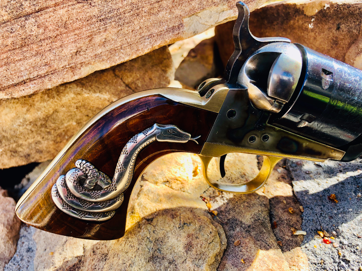 Uberti Man with No Name 1871 with Silver Snake Walnut Grips Picture 3