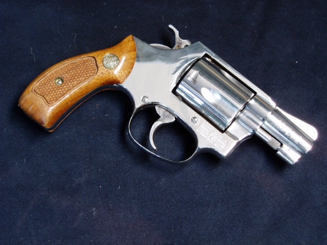 Smith And Wesson S&W Model 37 Airweight Nickel .38 Special For Sale at ...