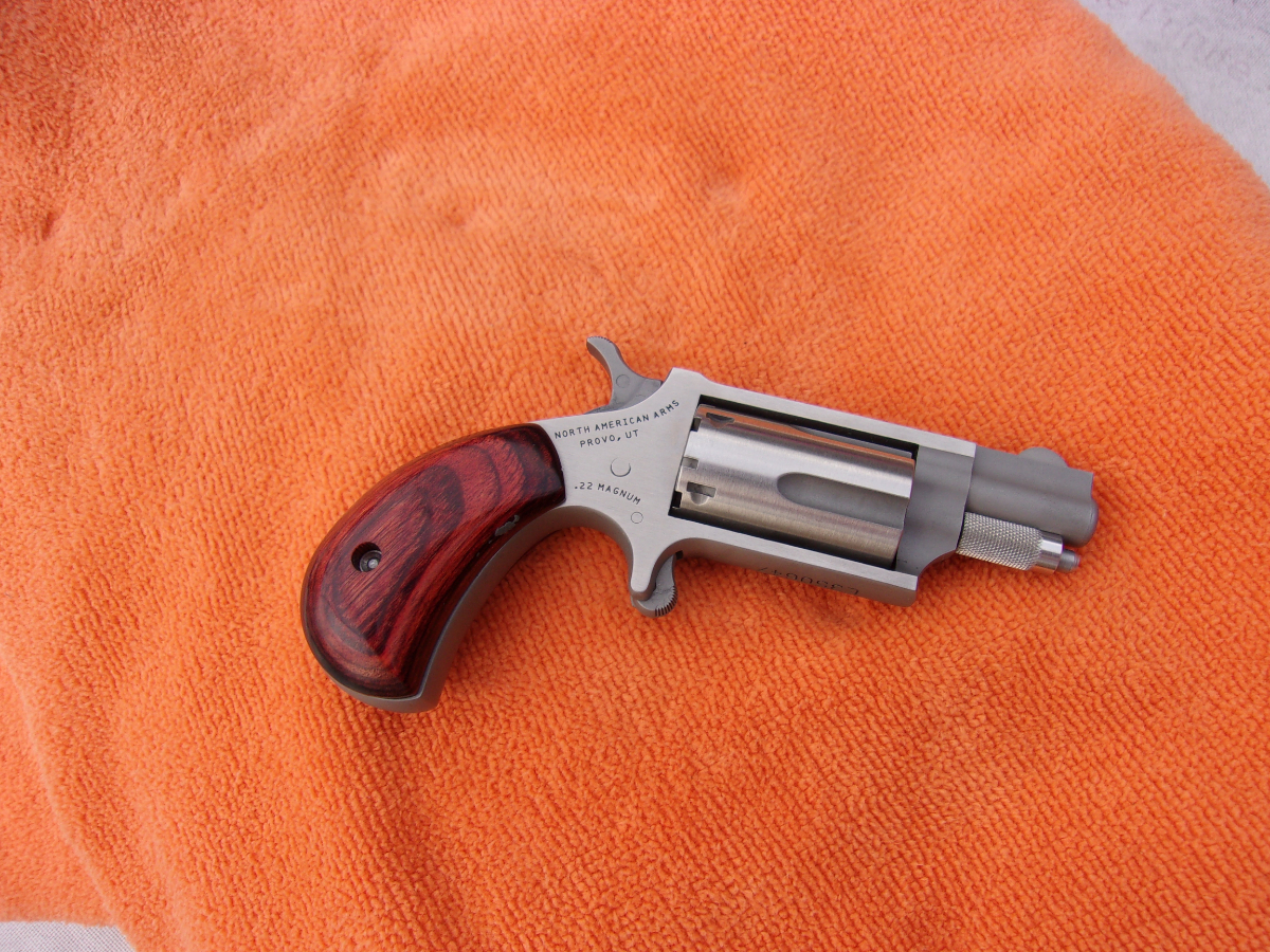 - NORTH AMERICAN ARMS DERRINGER 22 MAGNUM SERIAL NO. E350647 - Picture 6