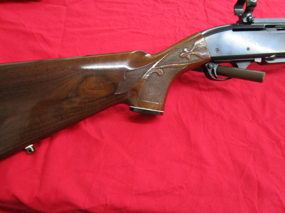 Remington 7400 .30.06 Overall great condition with scope rings