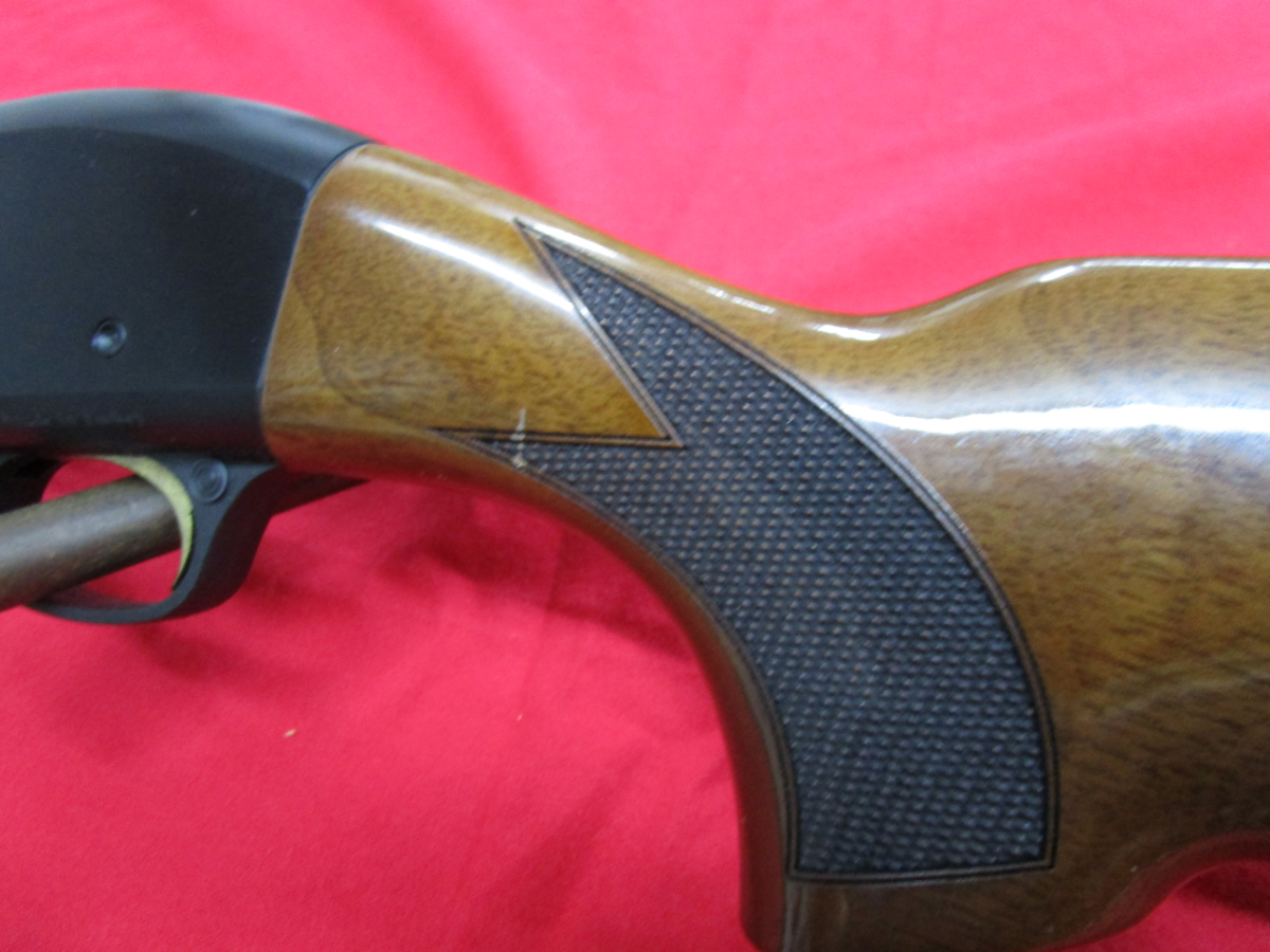 Weatherby 20 GA Pump Action Shotgun takes 2 3/4