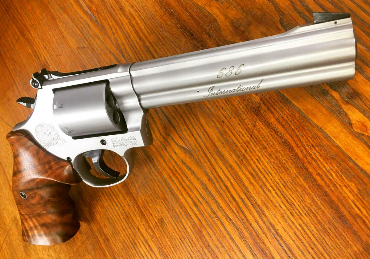 Smith & Wesson / S&W Sw 686 S&W 686 International W/Custom Front Sight