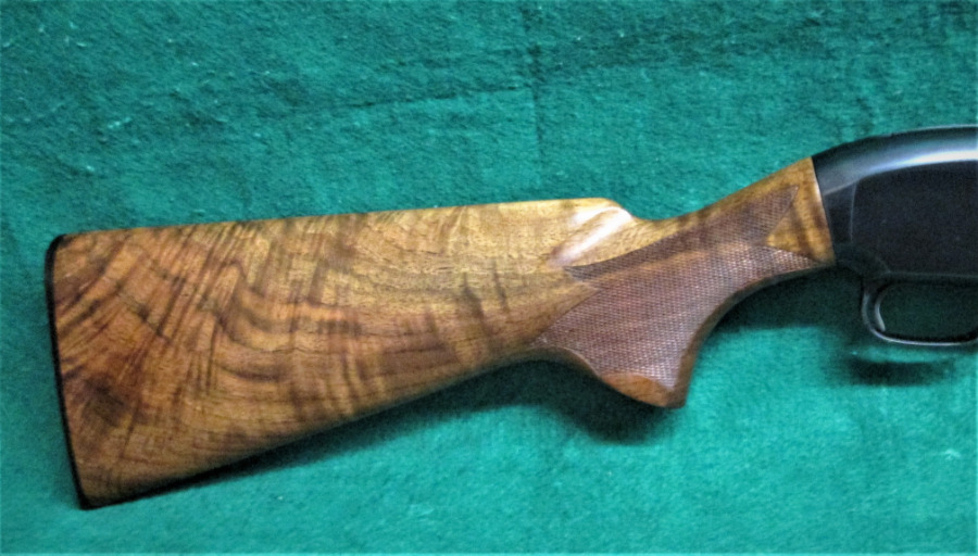 Winchester Repeating Arms Company - MOD. 12 BEAUTIFUL CUSTOM WOOD 30 INCH BARREL FULL - Picture 3