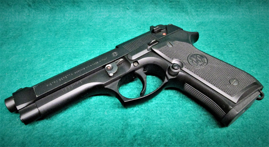 BERETTA - MADE IN ITALY - MOD. 92F W/BUILT IN LASER - 4.75 INCH BARREL 1-MAG - Picture 8