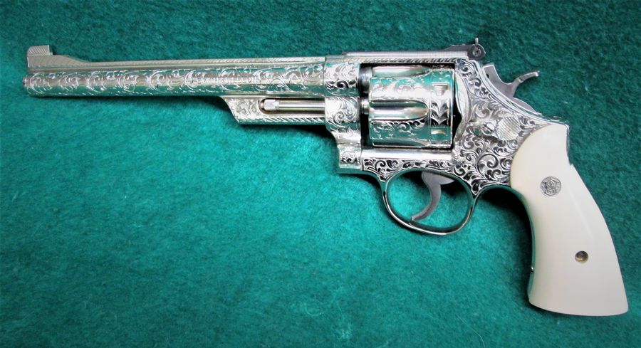 SMITH & WESSON - MODEL 27-2 ENGRAVED & NICKELED BY BOB VALADE - Picture 3