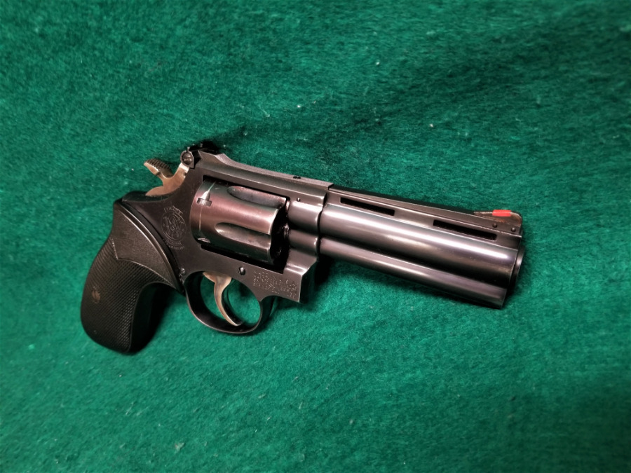 Smith & Wesson Inc Mod. 19-2 Blued Pinned & Recessed W-Colt Python 4 ...