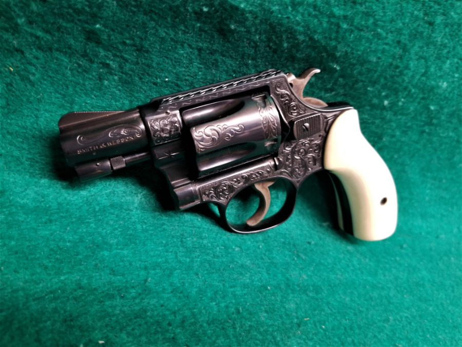 SMITH & WESSON INC - J FRAME FLAT LATCH 1.75 INCH BARREL ENGRAVED BY MASTER ENGRAVER CLINT FINLEY MFG. EARLY 50'S W-REAL IVORY GRIPS NICE! - Picture 8