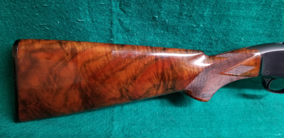Winchester Repeating Arms Company - MOD. 42 PUMP-ACTION SIMMONS CUSTOM VENT RIB 28 INCH BARREL 3 INCH CHAMBER FULL CHOKE MFG. IN 1949 SHINY BORE! - Picture 6
