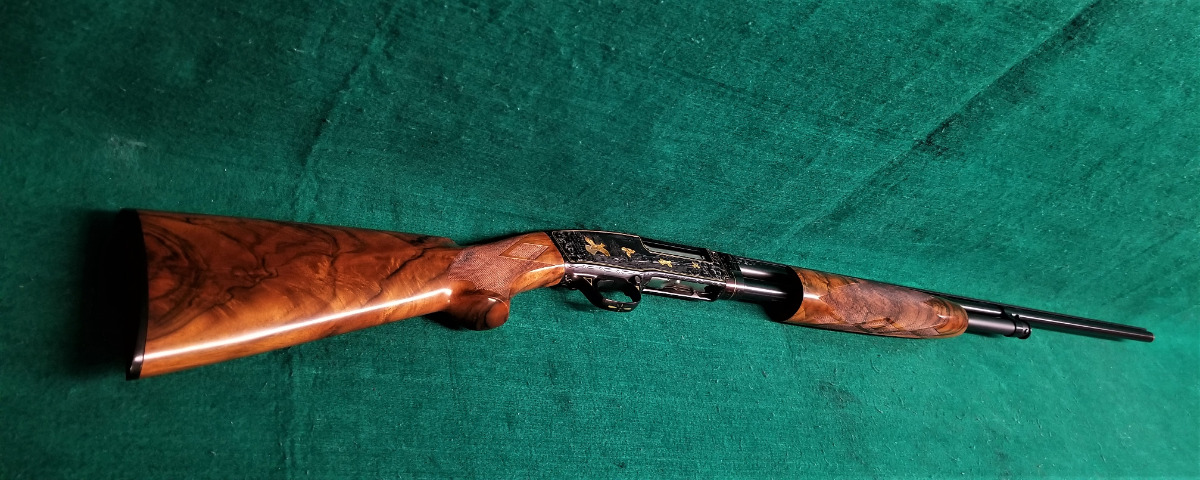 Winchester Repeating Arms Company - MOD. 42 PUMP 28 INCH BARREL ENGRAVED BY MASTER ENGRAVER CLINT FINLEY W-BEAUTIFUL ENGLISH WALNUT MFG. IN 1950 SHINY BORE! - Picture 8
