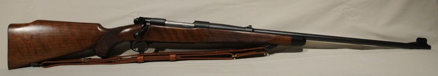 Winchester - Model 70 Super Grade, Bolt-Action, Sling - Picture 1