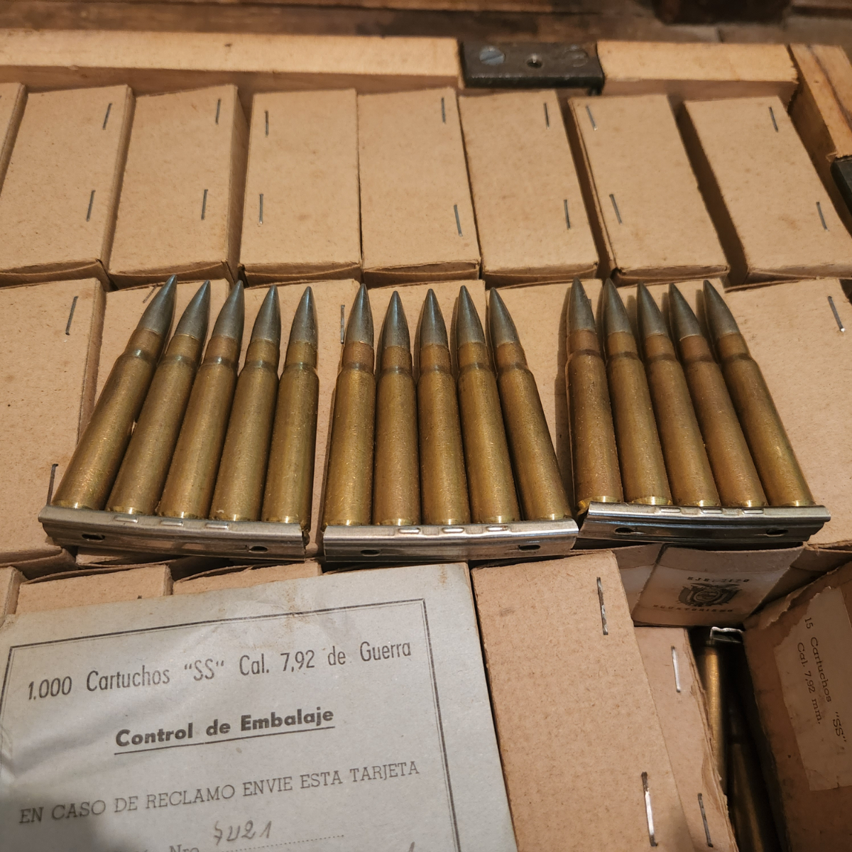 Unknown 1000rds 7 92x57 8mm mauser rifle ammo ecuador military wood