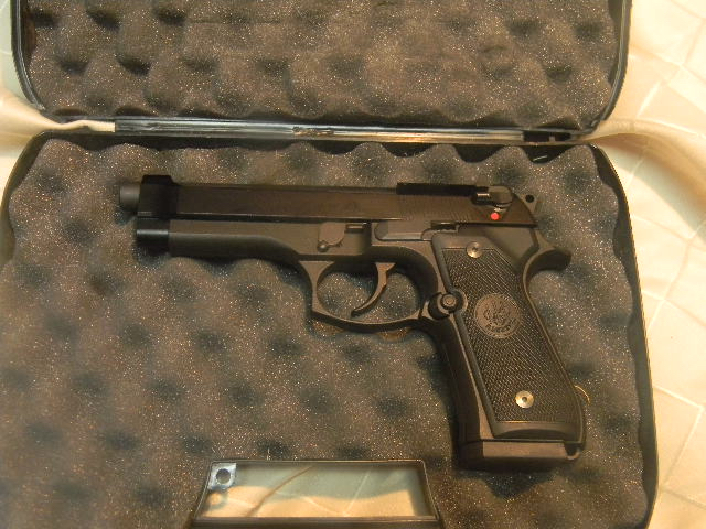 Beretta U.S.A. Corp. - Beretta M9 in .22lr caliber. Bruniton-identical controls to 9mm M9 - Picture 3