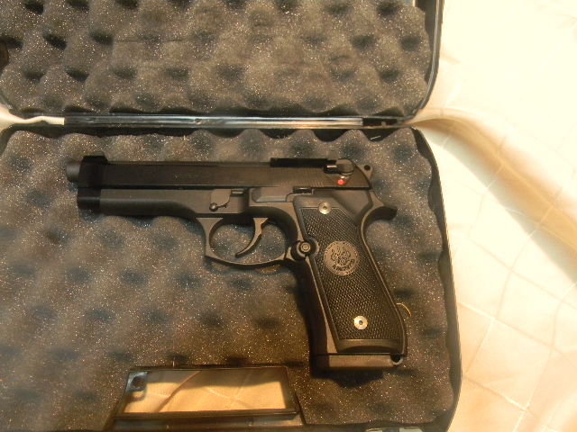 Beretta U.S.A. Corp. - Beretta M9 in .22lr caliber. Bruniton-identical controls to 9mm M9 - Picture 4