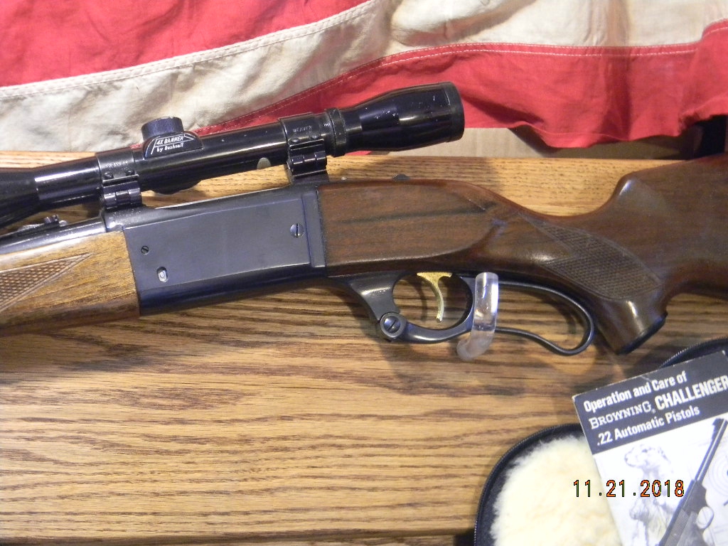 [Linked Image from pictures.gunauction.com]