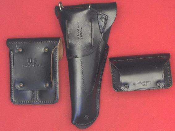 U S 45 Hip Holster Mag Pouch 1st Aid Case 67 For Sale At Gunauction Com 8950810