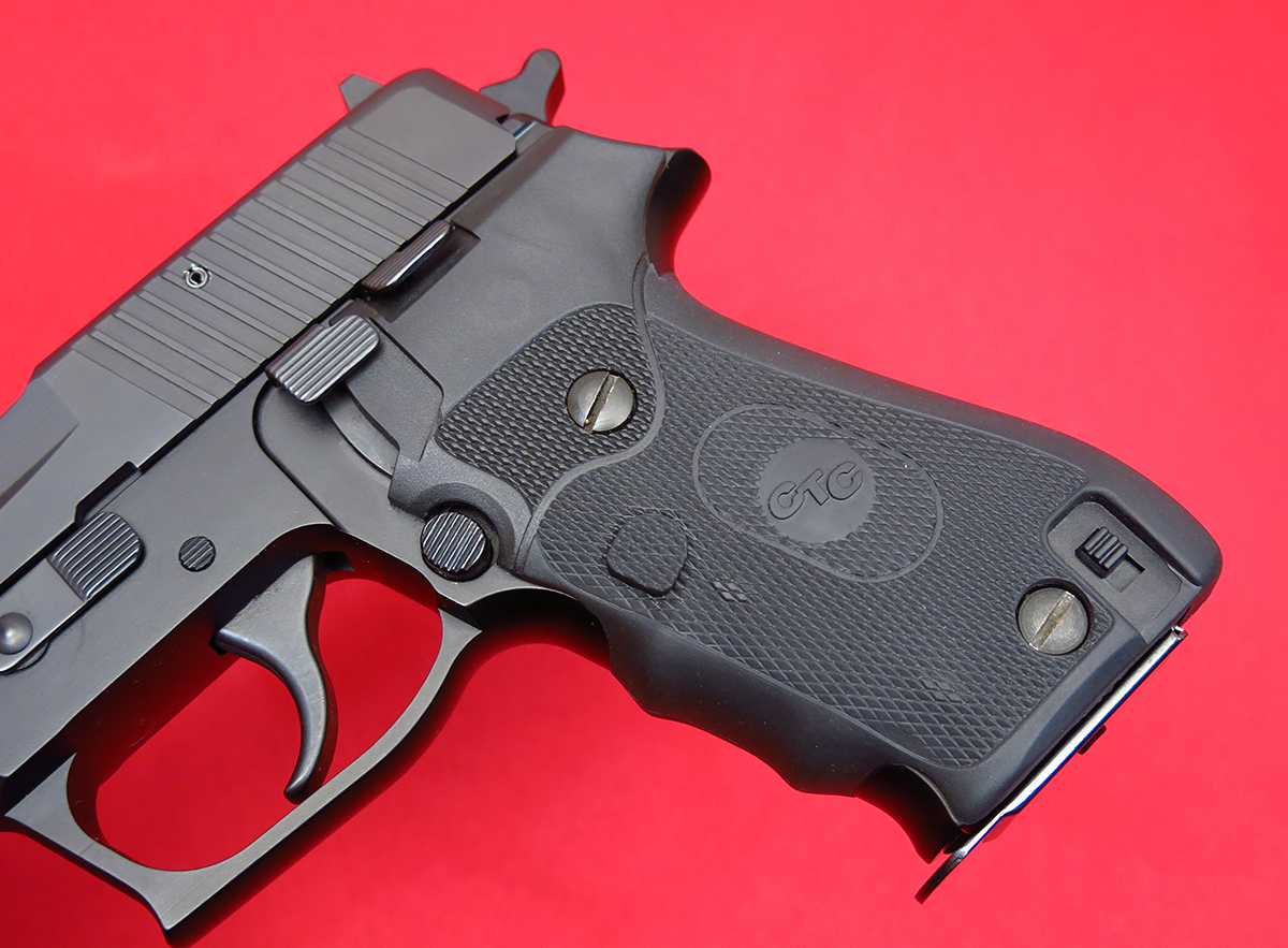 SIG SAUER - ~ P220 .45 AUTO...VERY NICE SHAPE IN BOX W/ CRIMSON TRACE ...