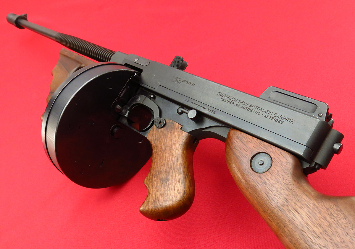 AutoOrdnance Thompson 1927a1 Deluxe...Early West Hurley Gun, Sn5289, Mfd 1977...Violin Case