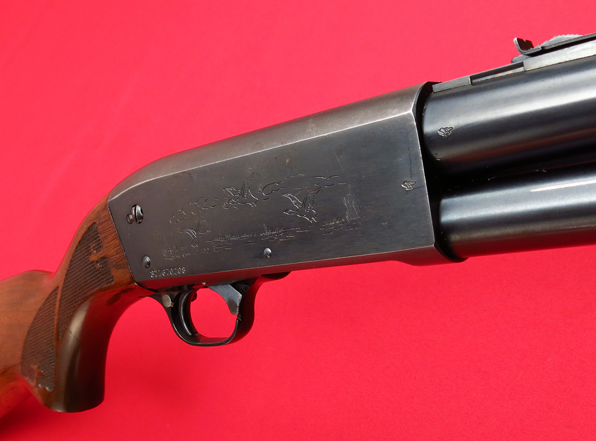 ITHACA - ~ MODEL 37 DS POLICE SPECIAL 12-GA RIOT GUN...20