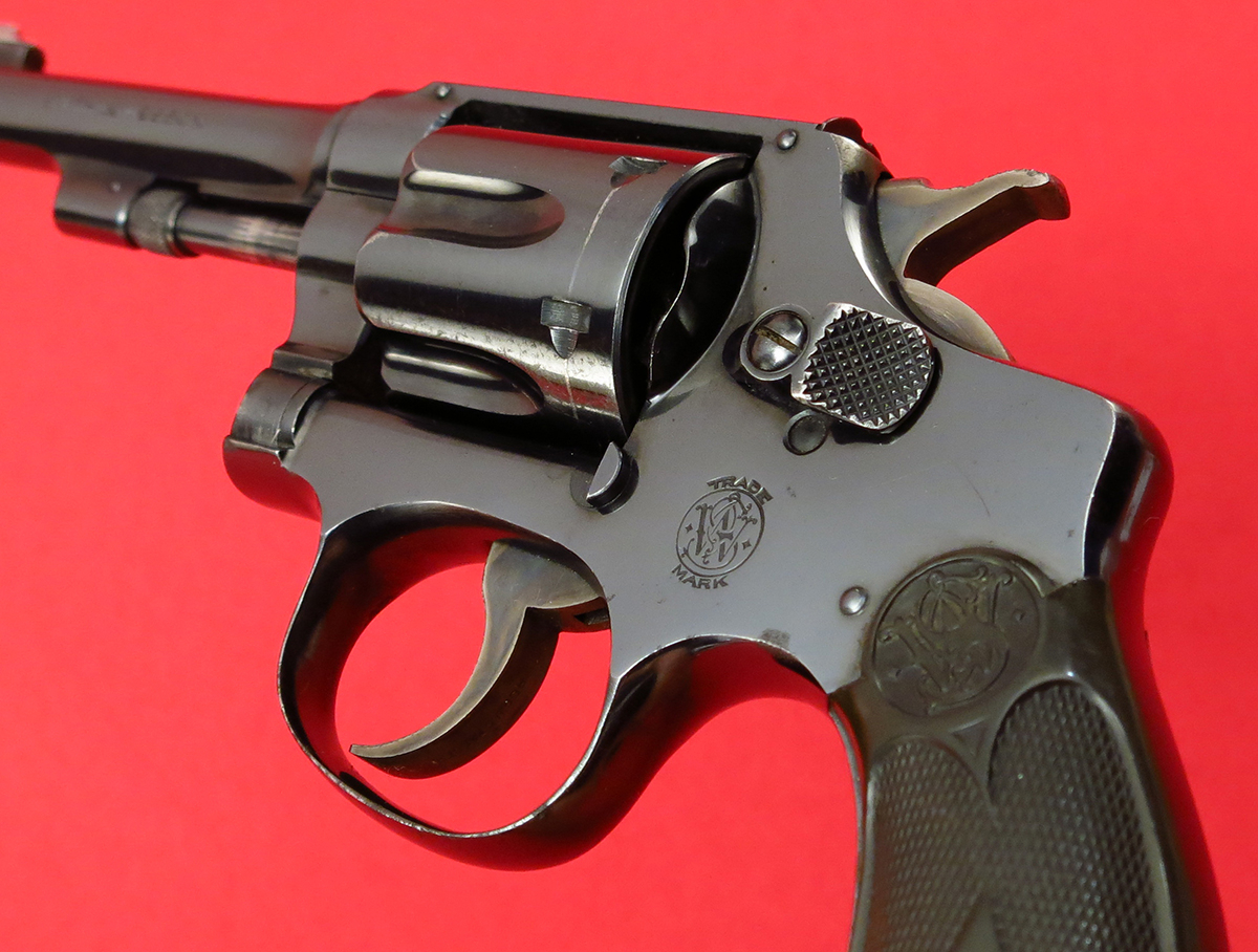 Smith & Wesson SCARCE PRE-WAR .22/32 KIT GUN...5-SCREW, I-FRAME, ORIGINAL FINISH... MFD CIRCA 1940, C&R OK... NO RESERVE .22 LR - Picture 4