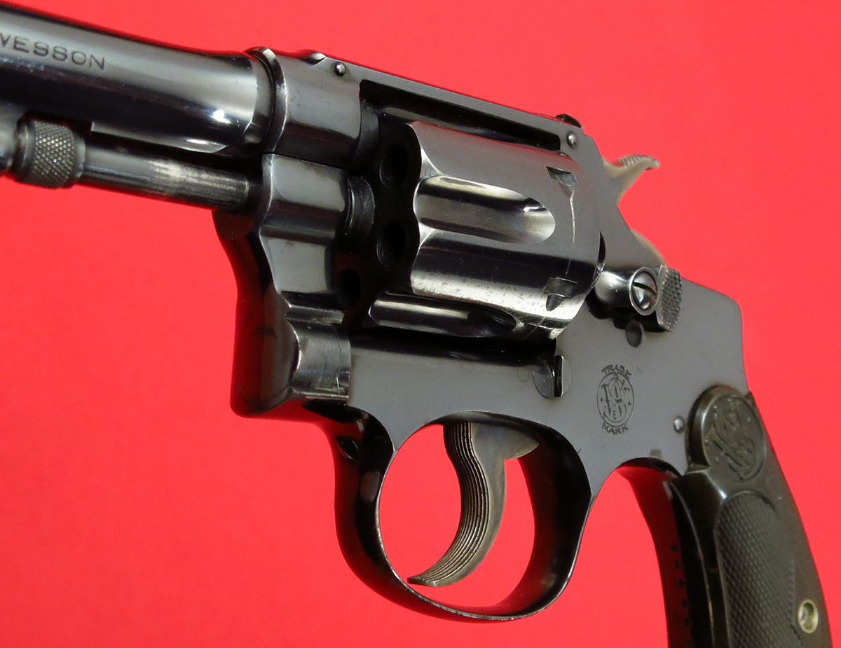 Smith & Wesson SCARCE PRE-WAR .22/32 KIT GUN...5-SCREW, I-FRAME, ORIGINAL FINISH... MFD CIRCA 1940, C&R OK... NO RESERVE .22 LR - Picture 7