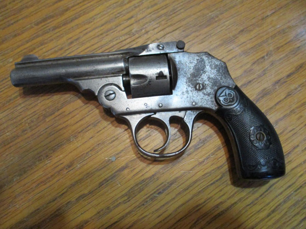 Iver Johnson Arms And Cycle Works Old 5 Shot Revolver Owl Head Grips