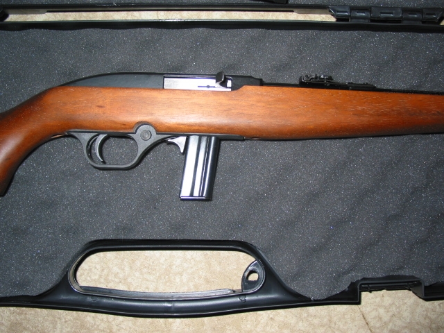 Mossberg International Mossberg 702 Plinkster .22lr Semi-Auto-Compl.Pkg ...