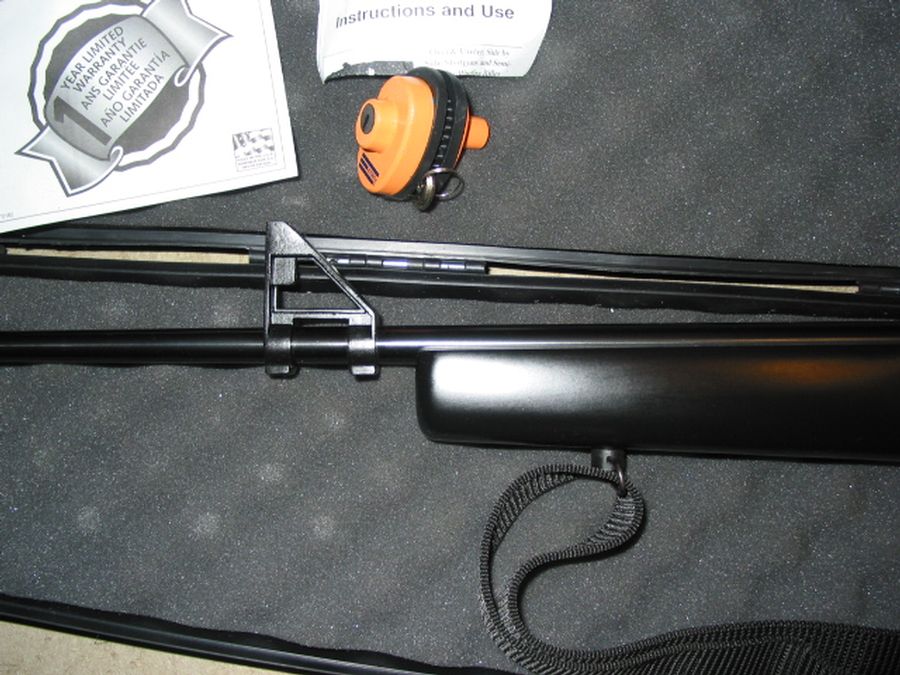 Armscor - ARMSCOR M1600 M16 STYLE .22LR RIFLE-COMPLETE PKG.! - Picture 4 Armscor - ARMSCOR M1600 M16 STYLE .22LR RIFLE-COMPLETE PKG.! - Picture 4