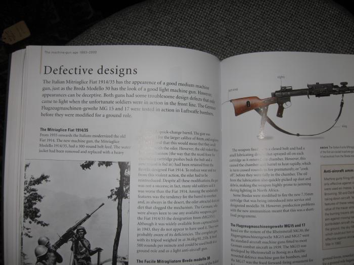 THE COMPLETE WORLD ENCYCLOPEDIA OF GUNS 10589103