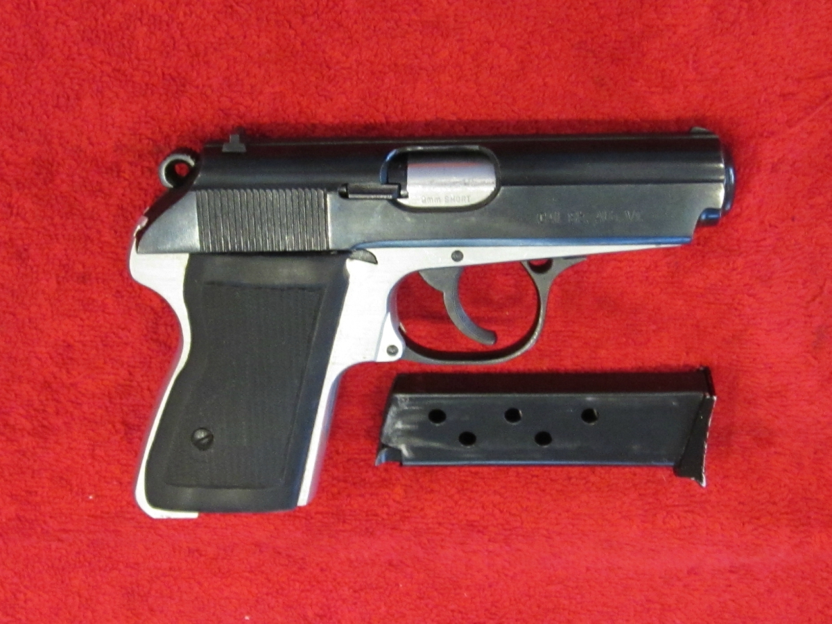 Hungarian FEG Pistol Model R-61 9mm Luger - Picture 6