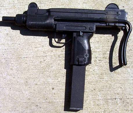 LARAMI TOY REPLICA OF UZI SQUIRT GUN